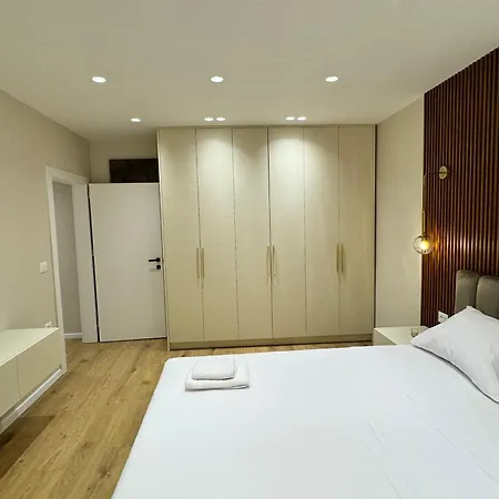 Emm's Central Apartment Tirana